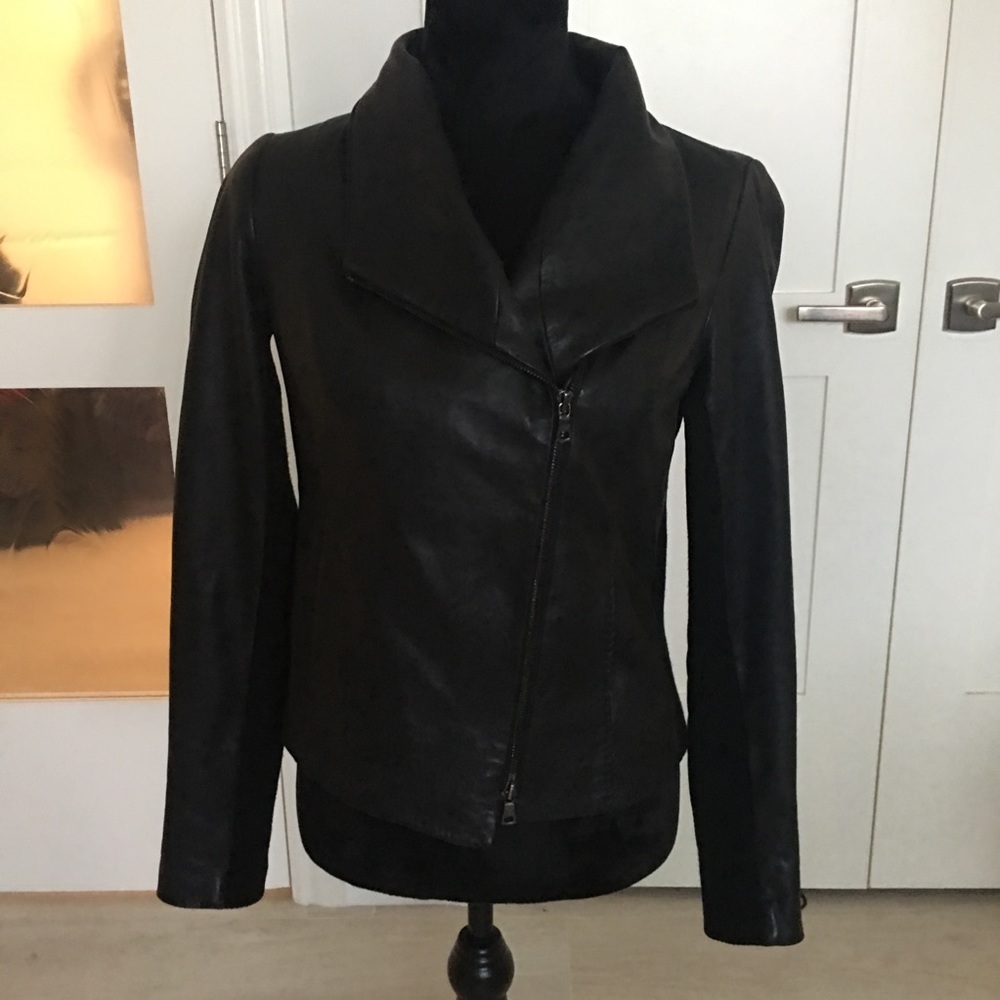 Vince Cross Front Leather Jacket 🖤 - Picture 2 of 4